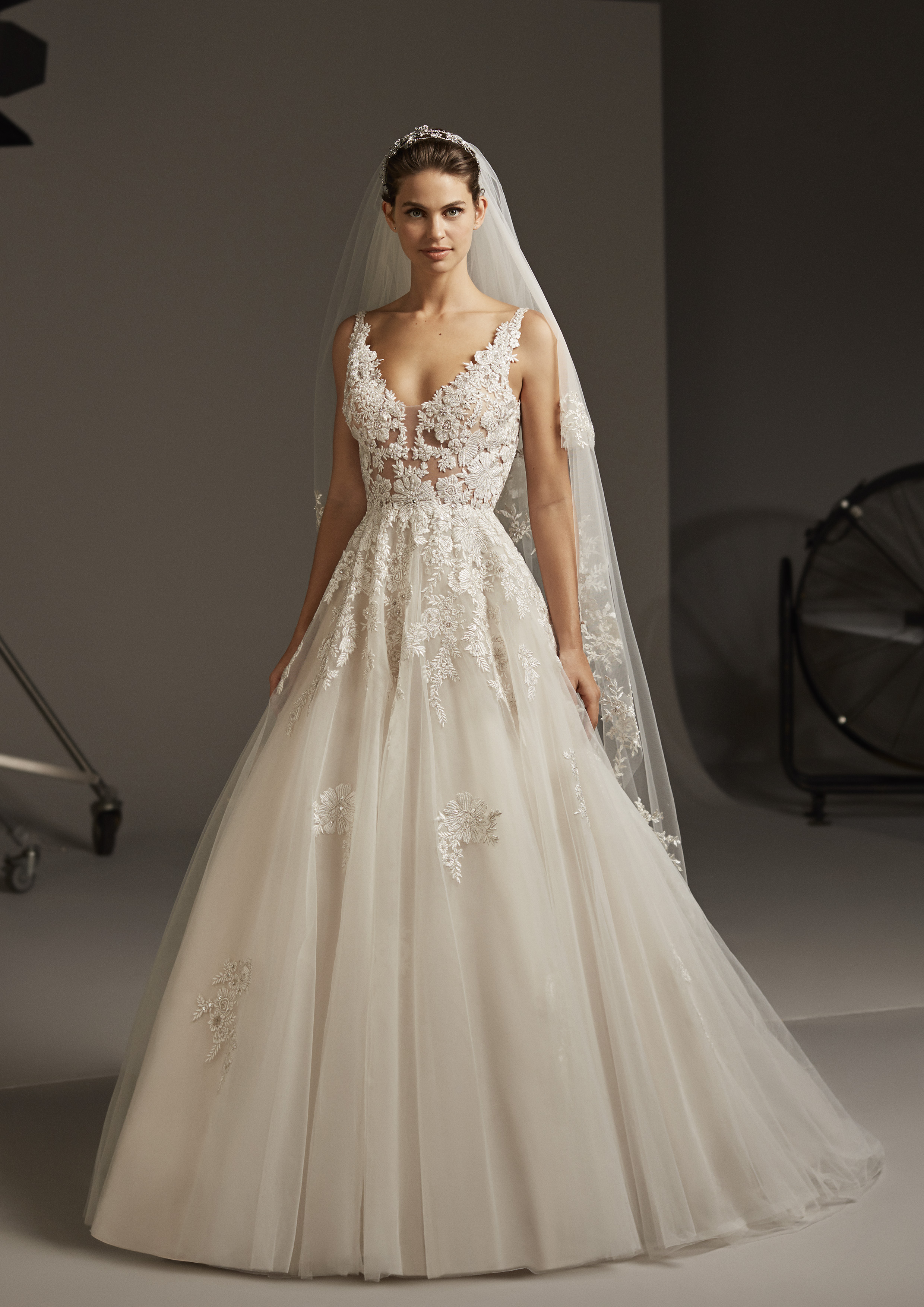 Pronovias Ariel Pronovias Ariel