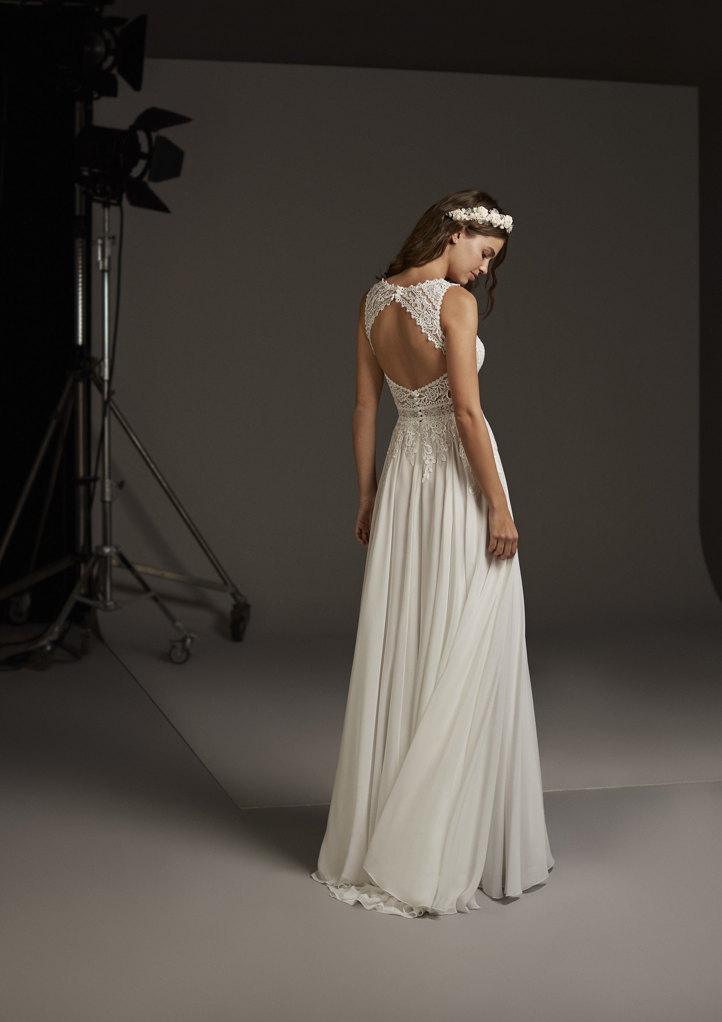 Pronovias Comet Pronovias Comet