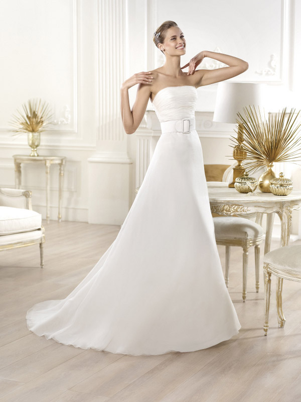 Pronovias Yesalem (C) Pronovias Yesalem (C)
