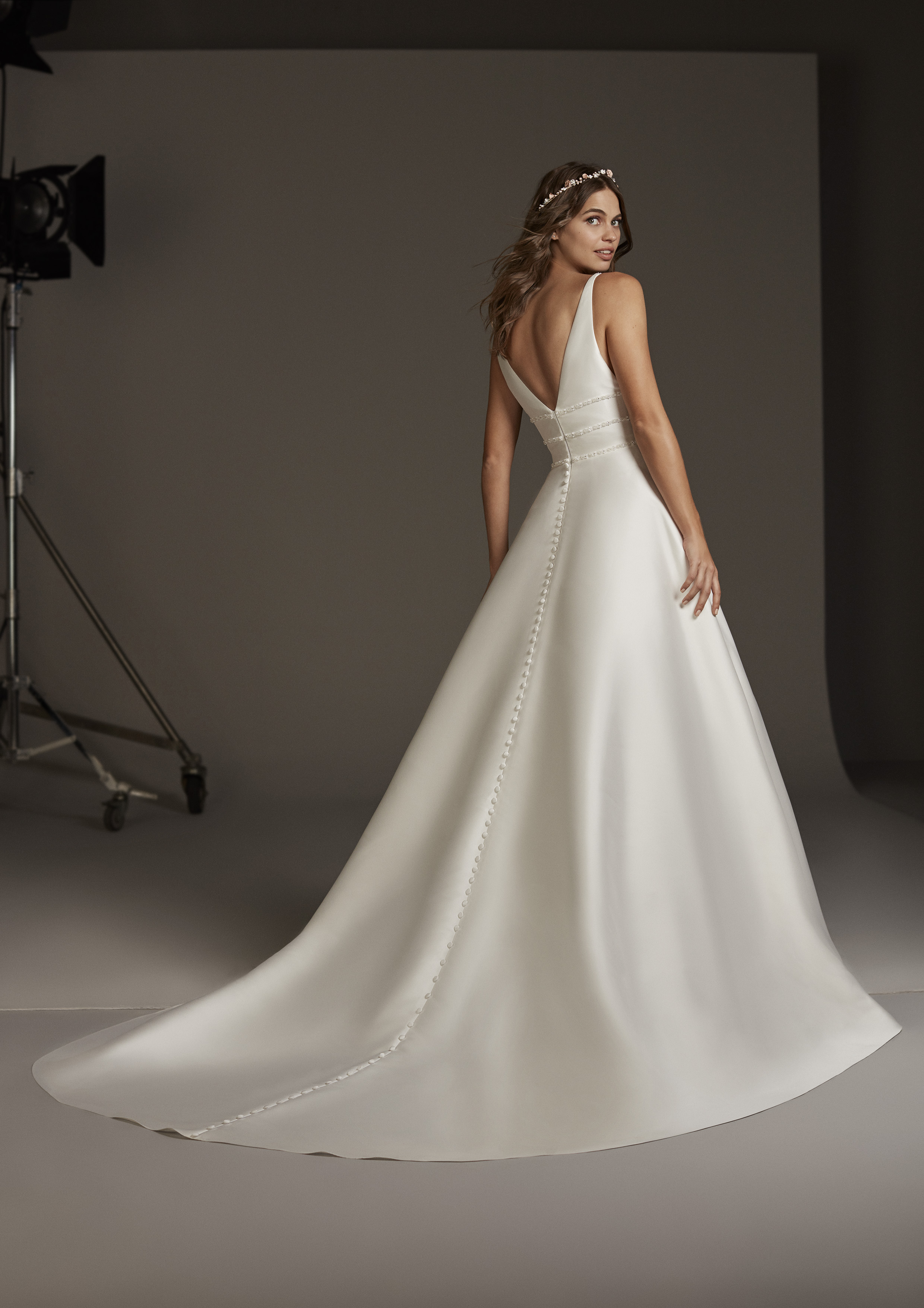 Pronovias Serpens Pronovias Serpens