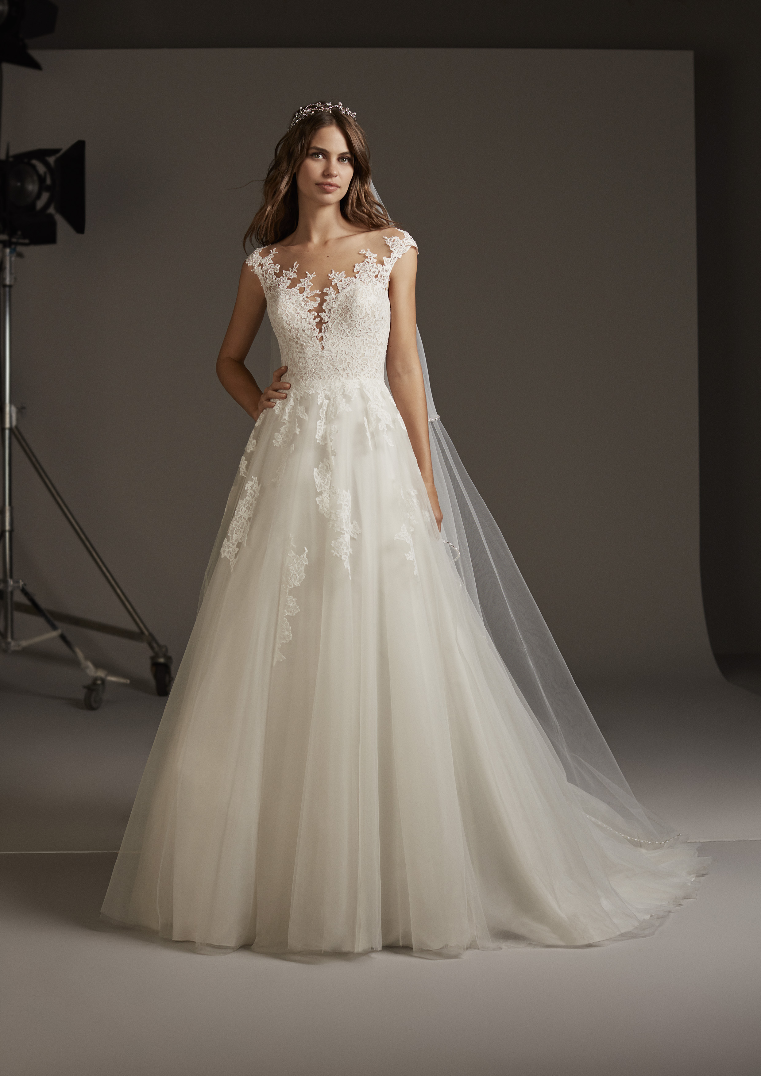 Pronovias Vulcania Pronovias Vulcania