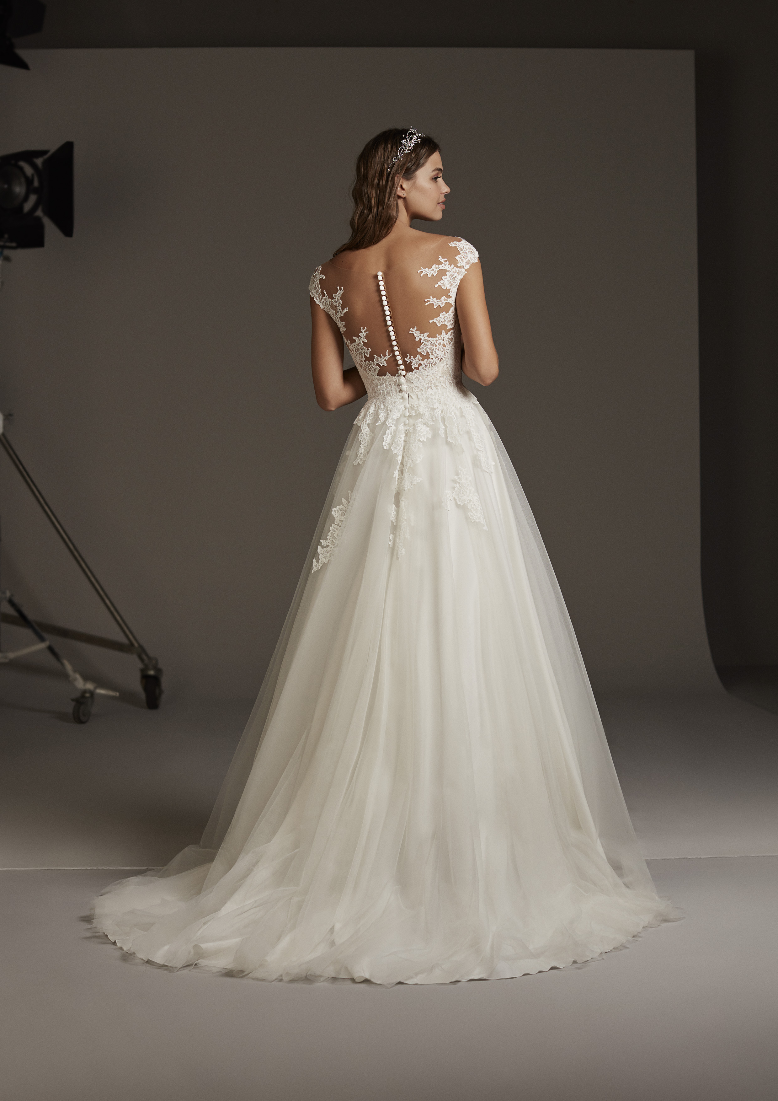 Pronovias Vulcania Pronovias Vulcania